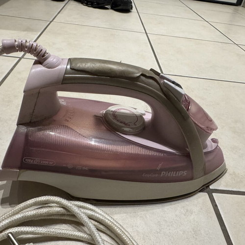 Philips steam iron like new