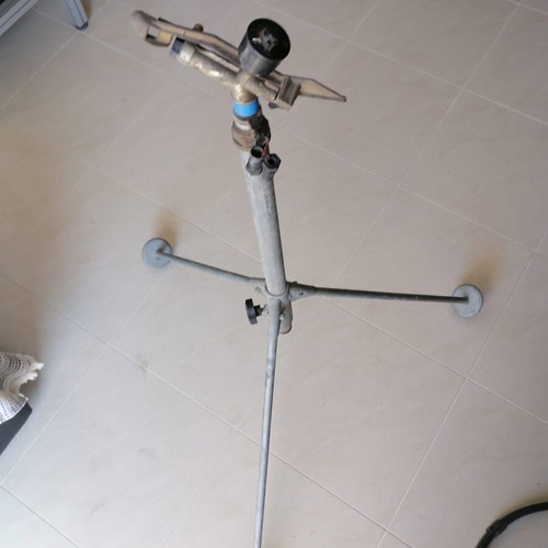 Grouner 1` Type 342 brass water sprinkler with tripod new