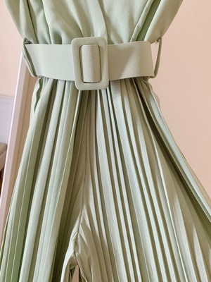 Πλισέ φόρμα jumpsuit καινούργια μέντας one size