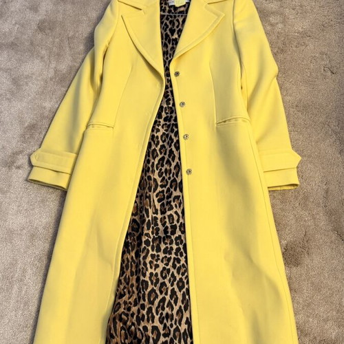 Dolce & Gabbana coat like new, size S, yellow