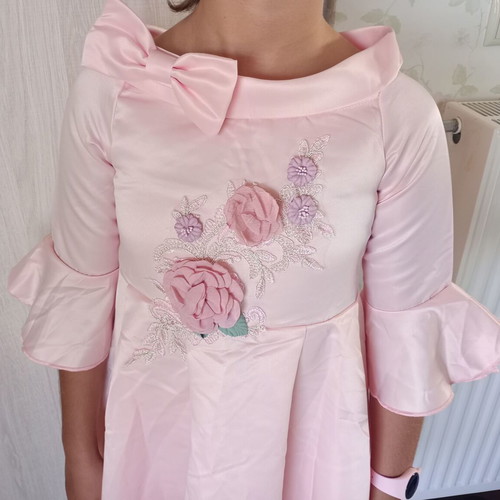 Official dress for girl new, size 150
