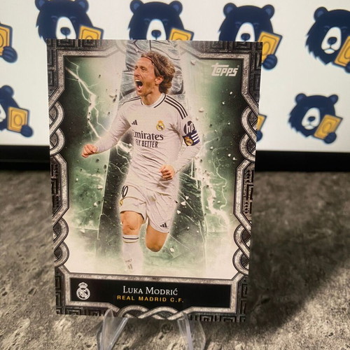 Luka Modric Topps Real Madrid Fan Set Monolith new