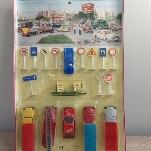 Joy Toy 104 car set new, pack of 12 cards