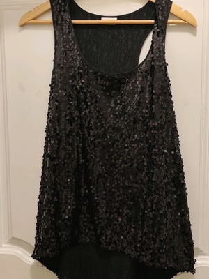 DKNY top with sequins and sporty back like new, black