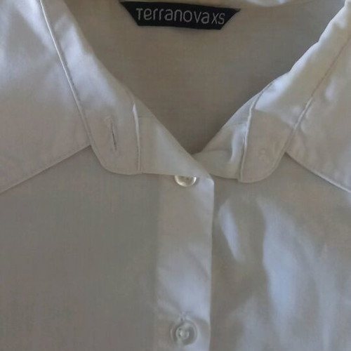White shirt used with slight discolorations, size XS