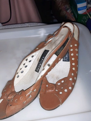 δερμάτινα πεδιλα Νο37