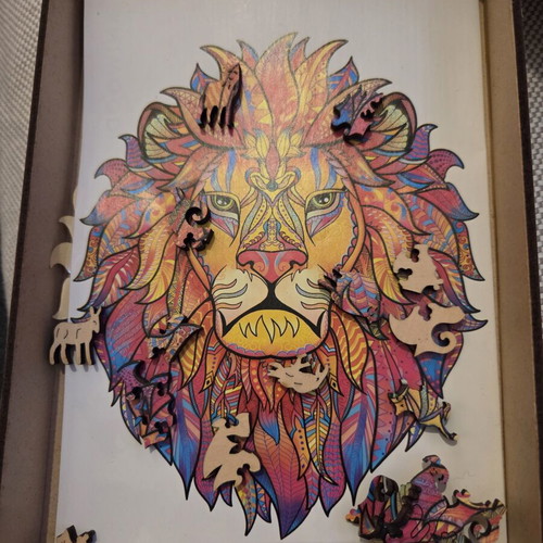 Wooden animal puzzle by Juengo like new