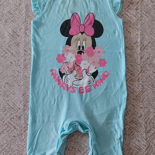 Sinsay baby bodysuits like new, pack of 6, 0-3 months