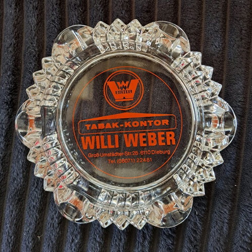 Vintage promotional ashtray with crystal design like new