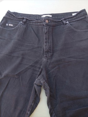 Lee women's bootcut jeans black used, size 4XL