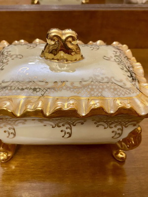 Vintage Japanese Jewelry Box 24k Gold from Greek Royal Palaces mint condition