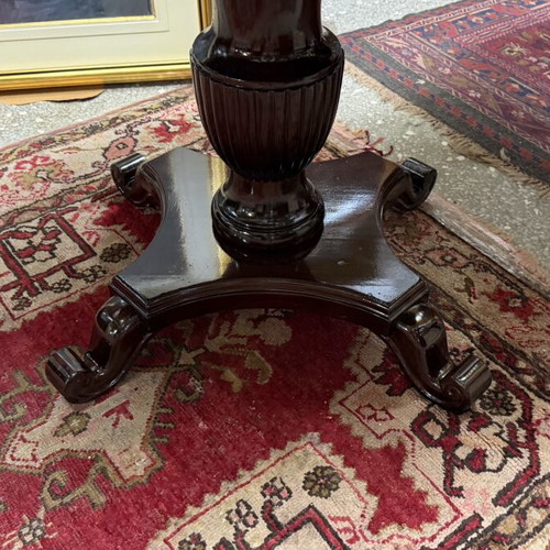 Oval antique table like new, 91x62 cm, height 68 cm