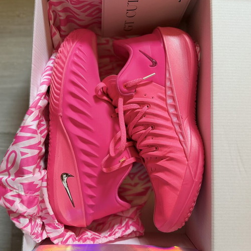 Nike G.T. Cut 4 shoes like new, pink, size 47