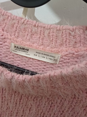 Pull & Bear soft pink sweater, size L