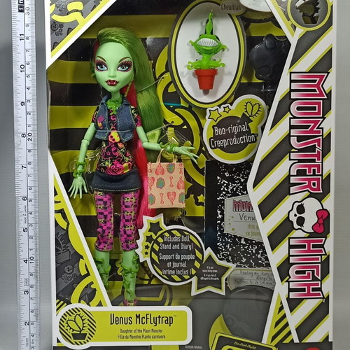 Venus McFlytrap Monster High doll new