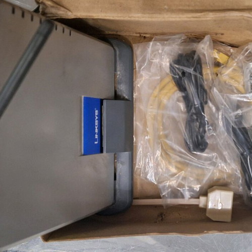 Linksys router like new with high security and speed