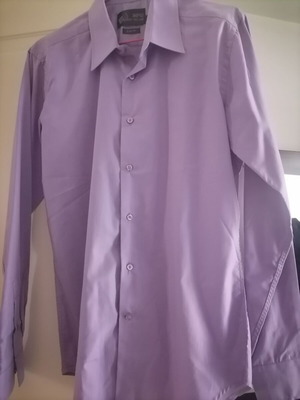 MFG fashion victims men's shirt purple, like new, size M