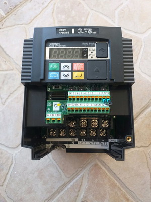 Omron Inverter 0.75Kw new, missing front cover