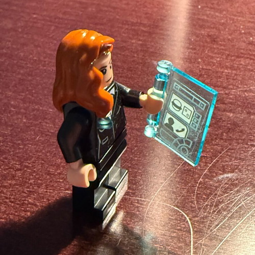 Lego Marvel Pepper Potts figure like new