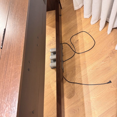 Yamaha Electric Piano YDP S30 Like New, Dark Brown Wood