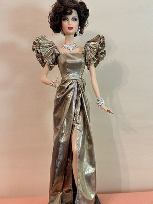 Barbie Collector Dynasty Alexis Colby Mattel 2010 like new