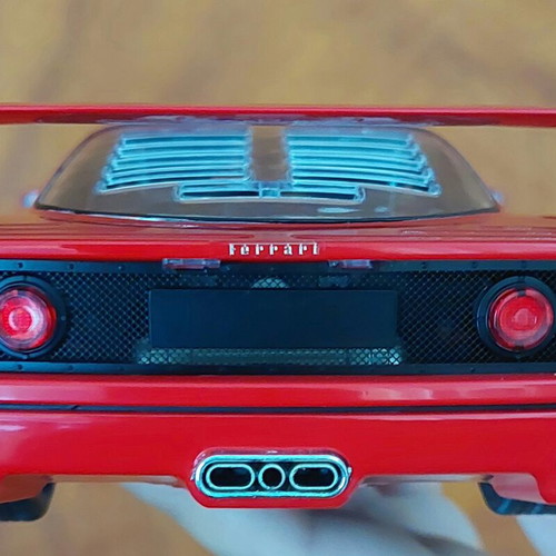 Kyosho Ferrari F40 1:18 scale new release like new