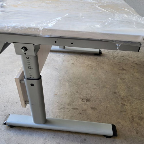 Paidi children's desk like new, adjustable height with drawer
