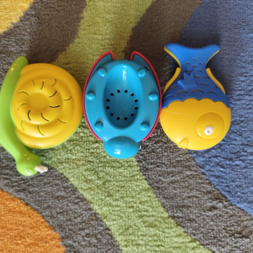Halilit animal-shaped shaker rattles