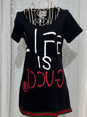Cotton T shirt like new, excellent quality with small side openings, size S