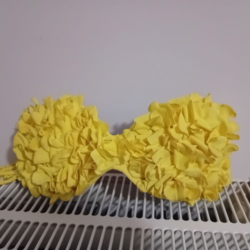 Yellow bikini like new, size medium