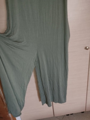 Olósomi φόρμα olive new with pockets and floral necklace gift