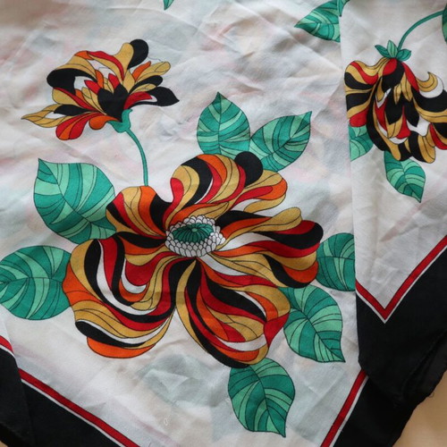 Square scarf new multicolor 82x82cm