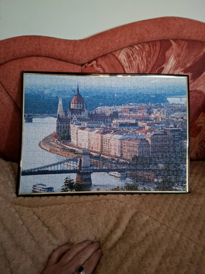 Framed puzzle Manhatan like new
