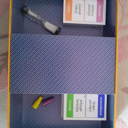 Vres to Pes to! board game used for kids