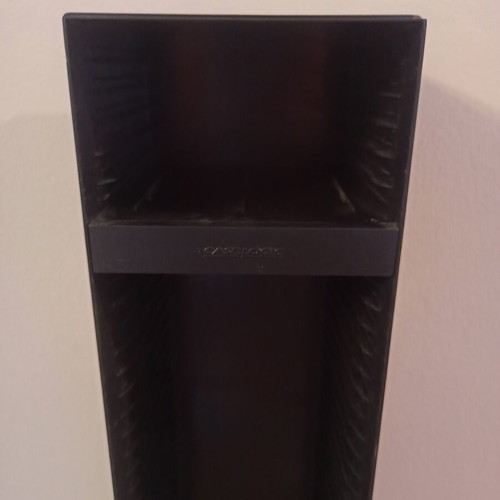 Stand CD tower Case Logic like new for 70 single and double CDs