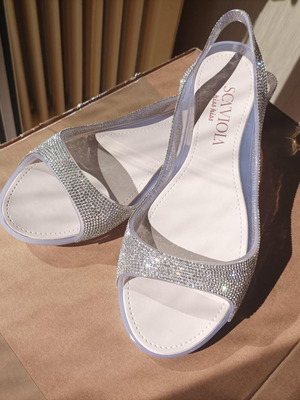 Sca'viola bridal ballerinas new size 39 white with rhinestones