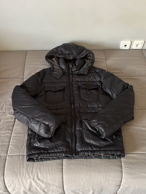 Lee Puffer Medium Black Like New with Detachable Hood