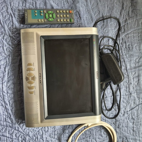 Felix FXV-525 Portable TV 9.2" TFT LCD like new