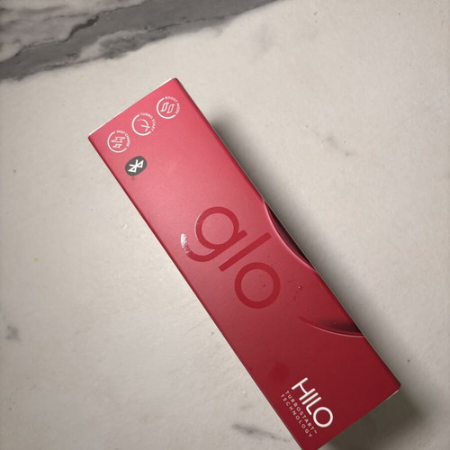 Glo Hilo Red e-cigarette new with charger and Bluetooth