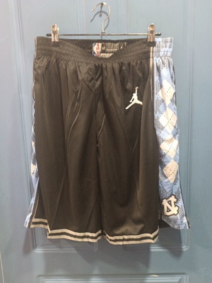 NBA shorts North Carolina Jordan large/xl new, authentic