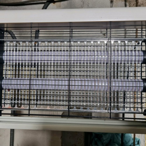 Electric insect trap for mosquitoes like new