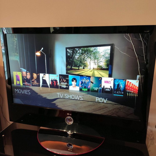 LG 47" Full HD TV used, fully functional