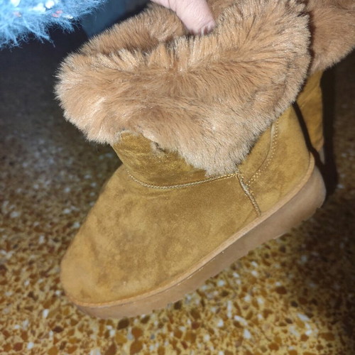 Fur boots brown size 40 like new