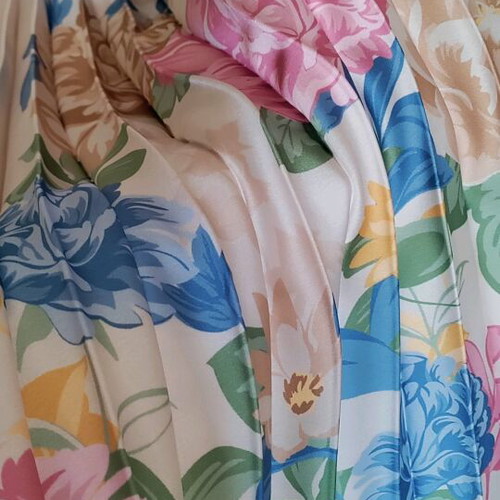 Floral satin dress new, one size, multicolor