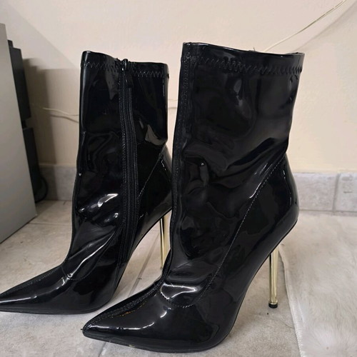 Tsoukalas Shoes black patent boots size 37 new