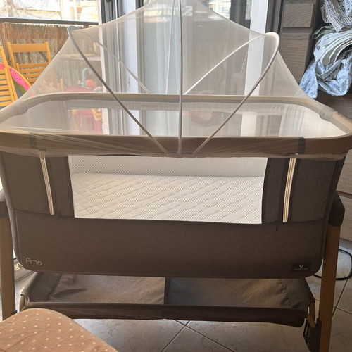 Cangaroo Amo Baby Cot with Mosquito Net and Extra Greco Strom Mattress like new