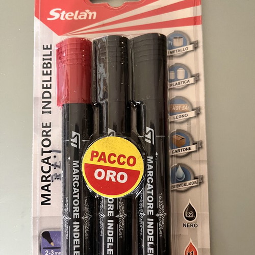 Markers new, assorted colors in packaging