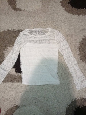 Bershka T-shirt size S like new