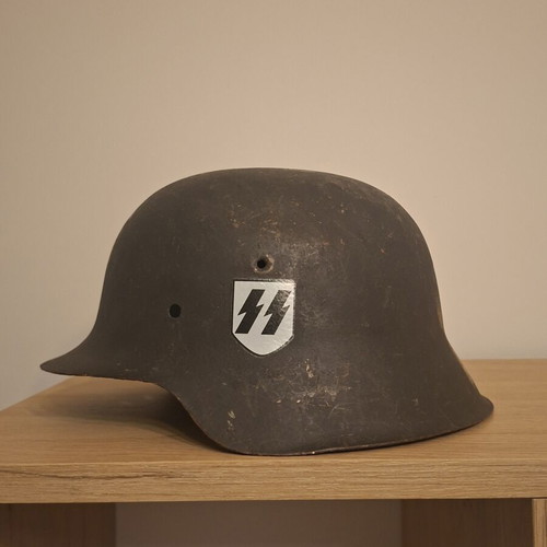 German WW2 M42 helmet refurbished, decal replica