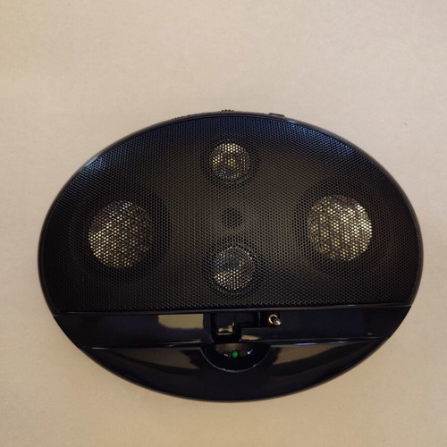 Wired floor speaker new with built-in Aux cable